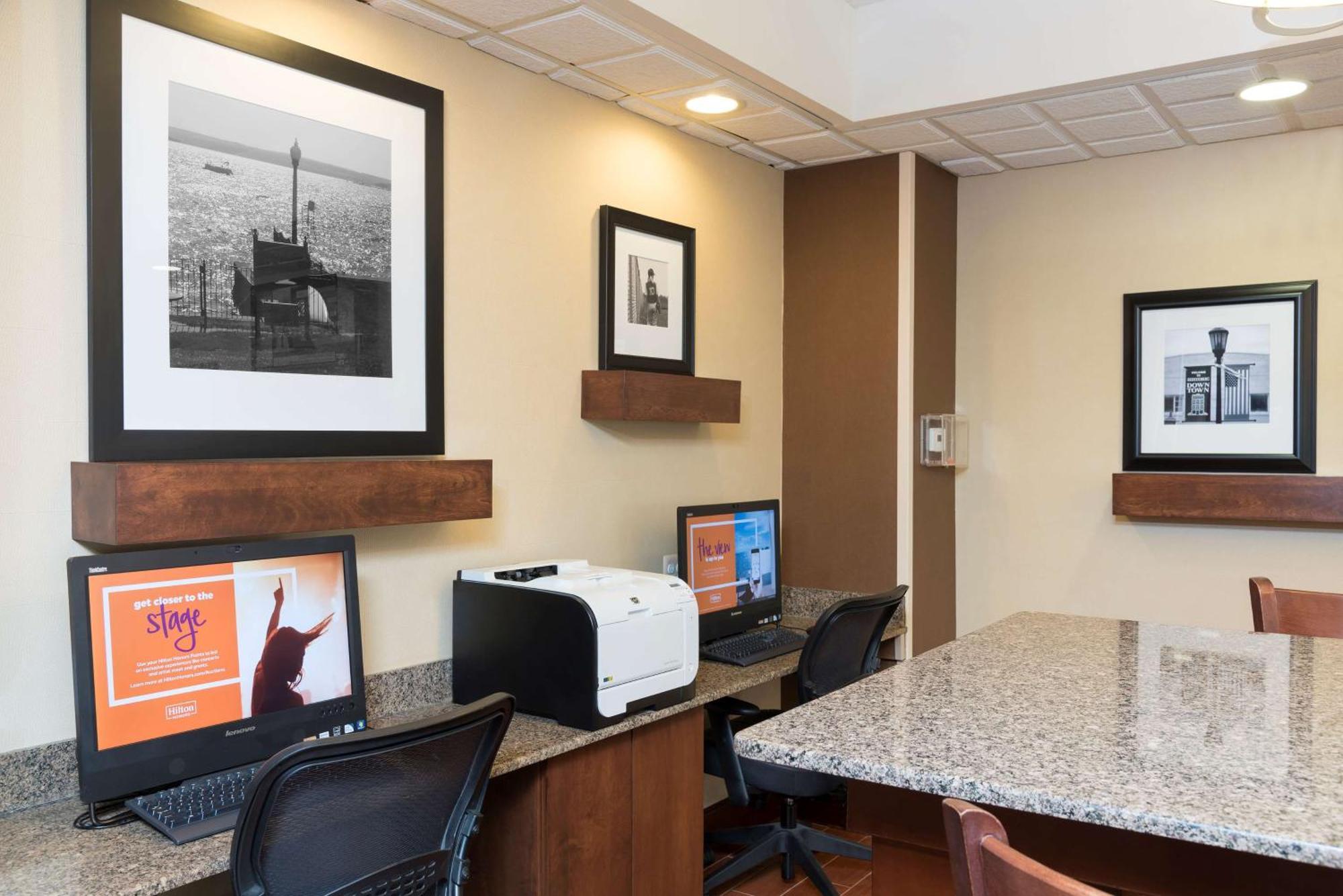 Hampton Inn Порт Хюрън Екстериор снимка
