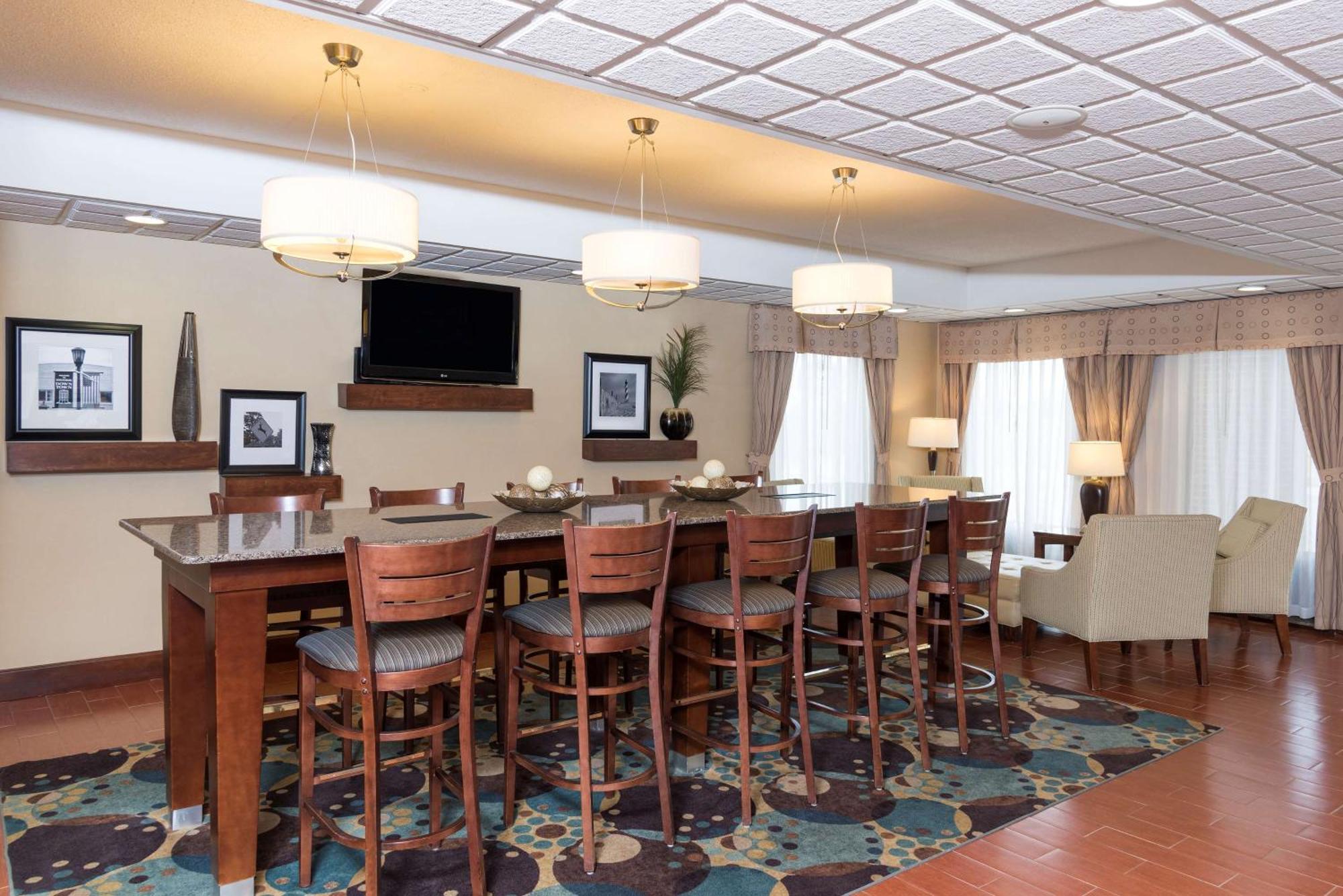Hampton Inn Порт Хюрън Екстериор снимка
